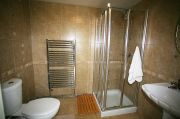 Oakleig lodge ensuite