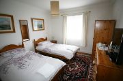 Oakleigh lodge twin bedroom