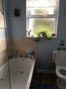 Bathroom-at-Mariner\'s-View-Bed-and-Breakfast.jpg