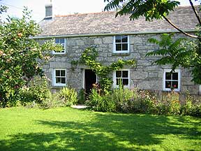 Heron Cottage dates back to the 18th century full of character 