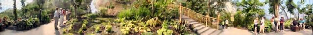 edenpan02a.jpg - 20099 Bytes