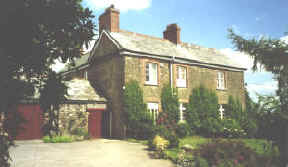 Bed & Breakfast at Penbugle Farmhouse